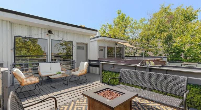 Vacation home with terrace — photo 5