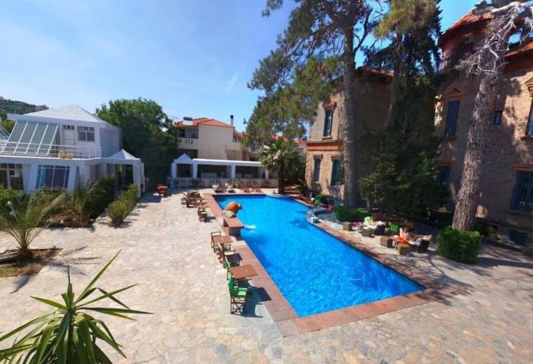 Aparthotel Agia Marina