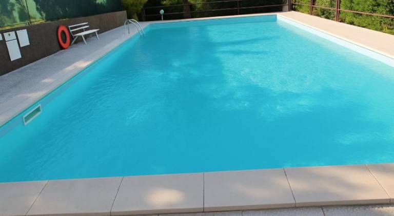 Holiday apartment with pool — photo 3