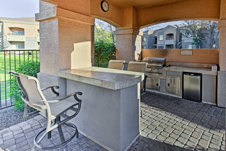 Cactus League Crash Pad! Gilbert Condo w/ Perks! — photo 2