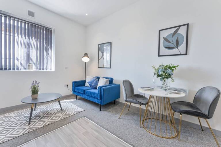 Modern Cosy 1 Bedroom Budget Apartment in Dudley