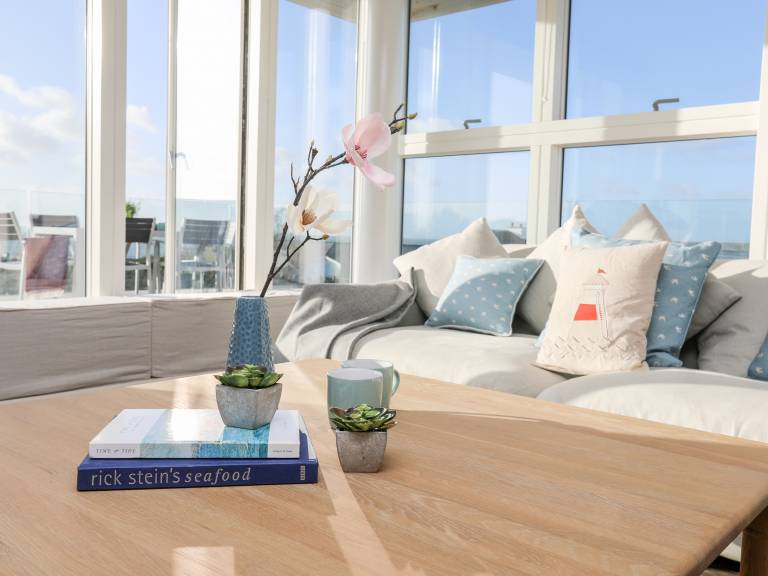 Family-friendly nice cottage with patio & yard | Beach view | Beach nearby | Pets allowed — photo 5