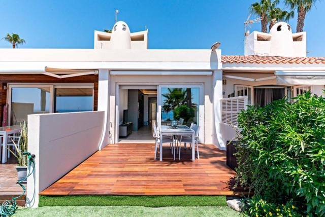 House with pool — photo 4