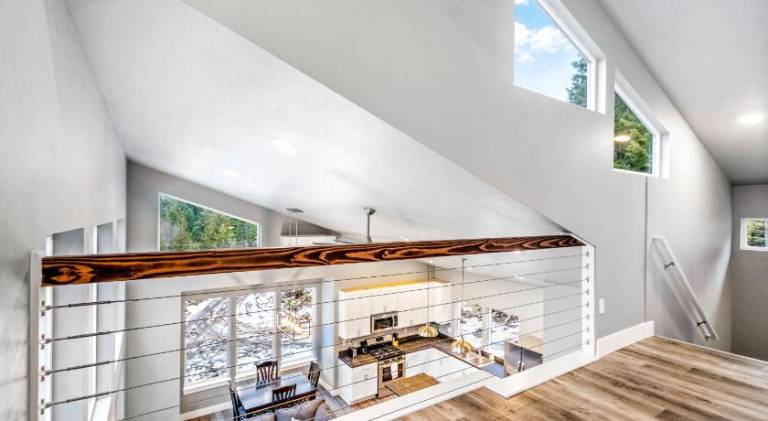 House with jacuzzi — photo 4