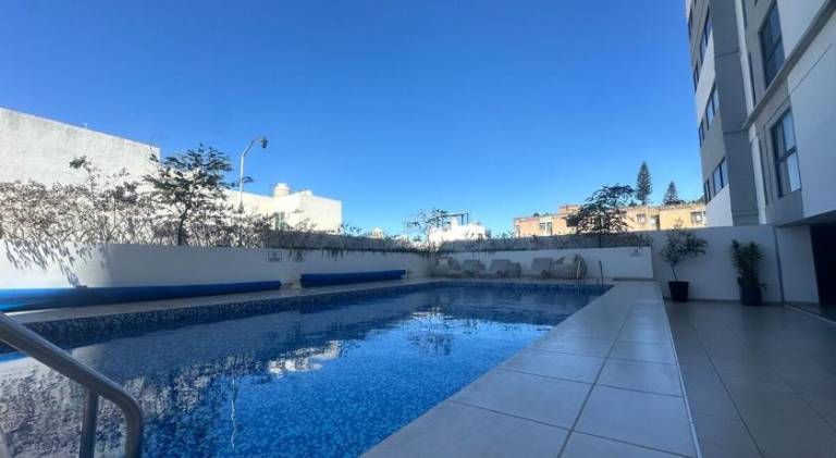 Apartment with pool — photo 3