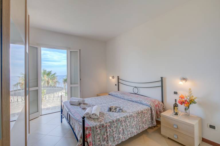 Palms Villa - Sea View — photo 5