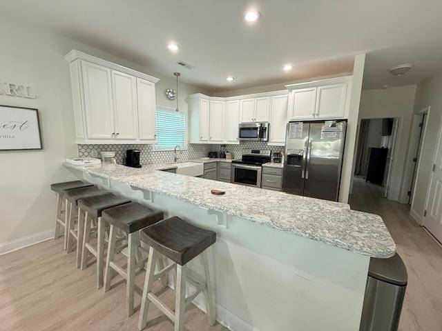 Fully equipped vacation home with yard, barbecue & private pool | Close to the beach | Pets allowed — photo 5