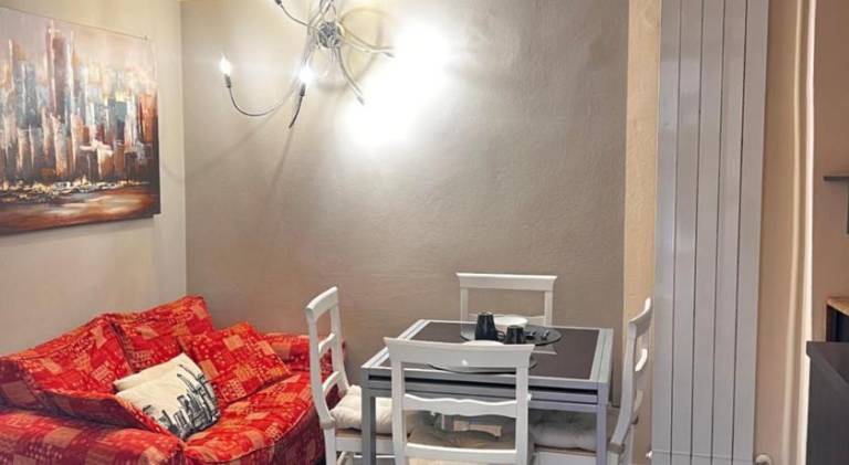 Apartment | Close to Fontana del Delfino — photo 5
