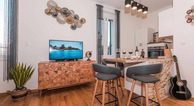 Rental apartment with terrace | Close to Diocletian's Palace — photo 2