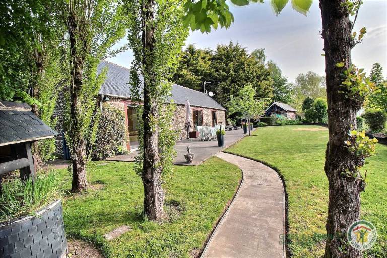 Beautiful gite with patio & garden | Pet-friendly — photo 2
