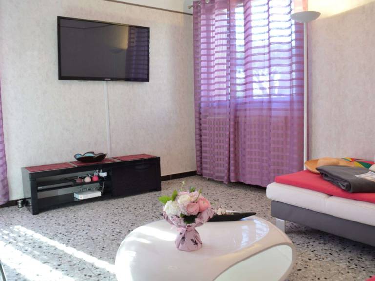 House with 3 rooms for 6 persons — photo 4