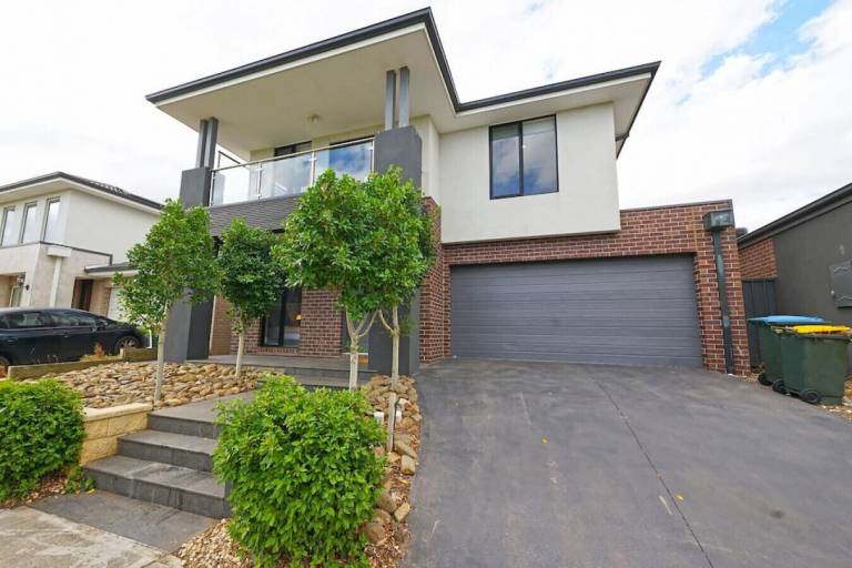 House  Werribee South