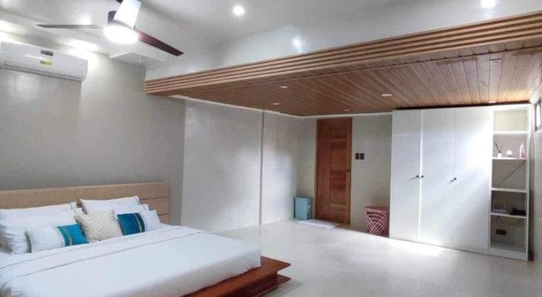 Lovely rental apartment with terrace, grill & garden | Pets allowed in Iloilo