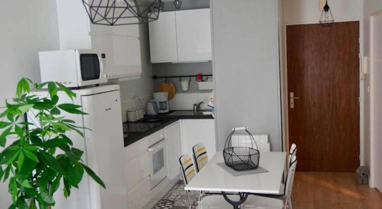Apartment with 1 room for 4 persons — photo 3