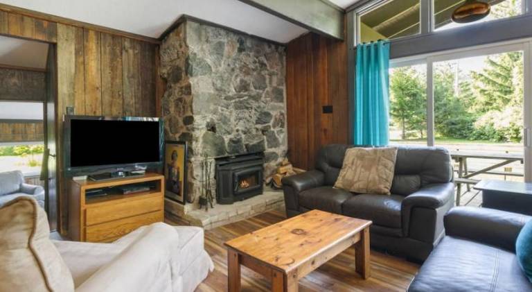 House | Perfect for remote work in The Blue Mountains, ON
