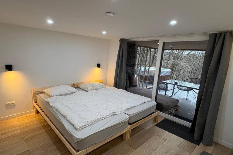 Fully equipped spacious chalet with terrace, jacuzzi & BBQ | Nature view | Pets are welcome — photo 4