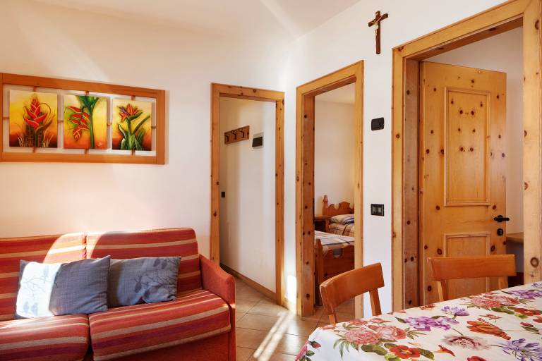 Pet-friendly Holiday Home Baita sulle Alpi with Mountain View, Garden, Terrace, BBQ & Wi-Fi — photo 5