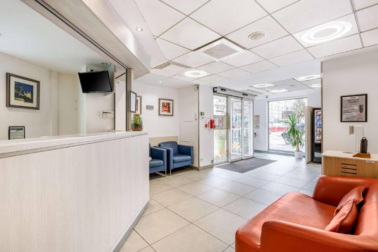 Premiere Classe Lyon Centre Gare Part Dieu Hotel — photo 4
