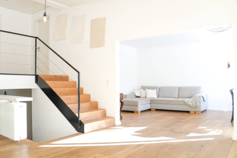Family-friendly vacation home with terrace, yard & fast internet | Good for workation | Pet-friendly in Tuebingen