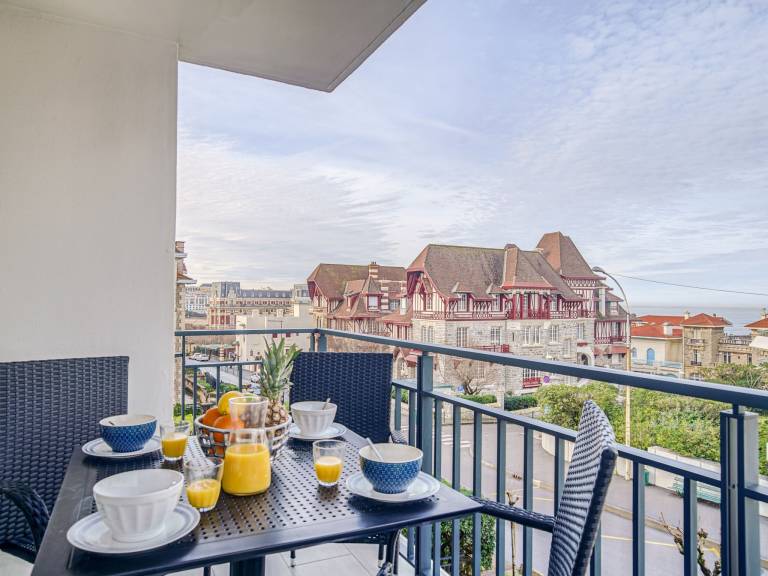 Apartment with terrace | Next to the beach | Pets are welcome — photo 2