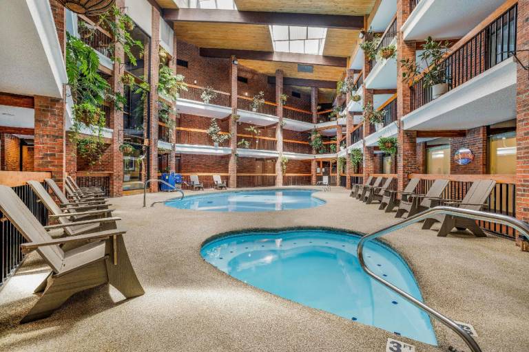 Baymont by Wyndham Cortez — photo 2