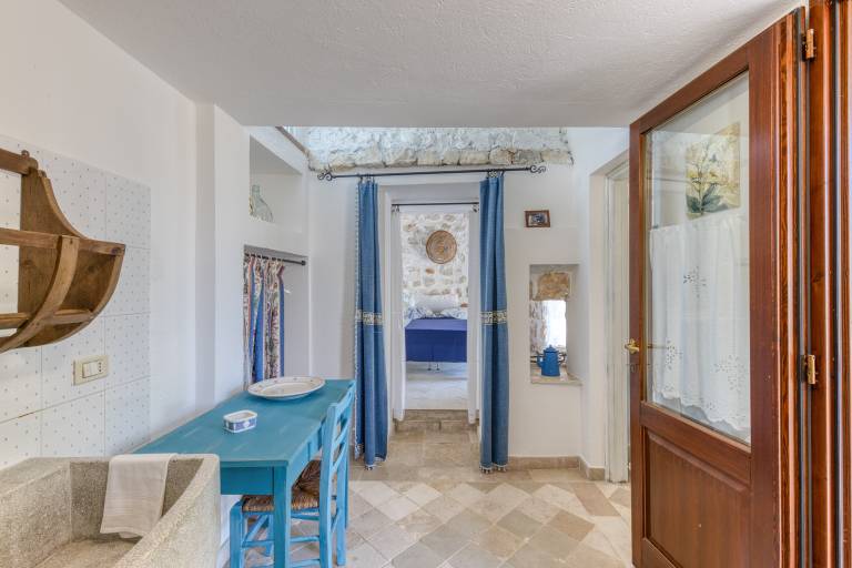 Apartment 'Le Baccole - Trullo' with Private Terrace, Garden, and Air Conditioning — photo 5