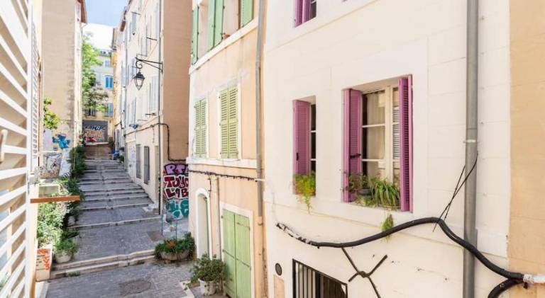 Apartment | Next to Marseille Cathedral | Pets are welcome — photo 5