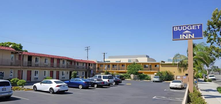 Budget Inn Laxlawndale in Hawthorne, CA