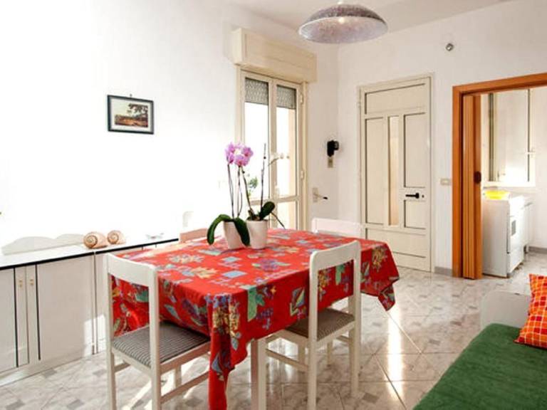 Holiday apartment with yard, BBQ & terrace | Nature view — photo 2