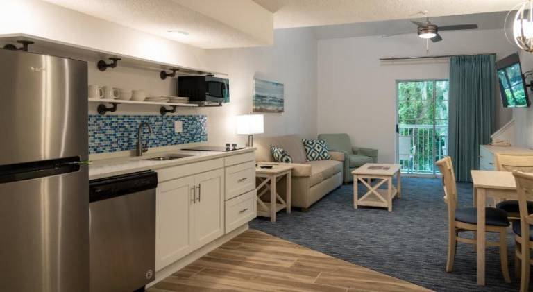 Palmera Inn & Suites — photo 2
