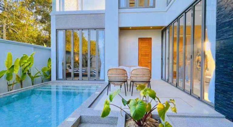 Villa with pool, terrace & garden | Pet-friendly in Sa Khu