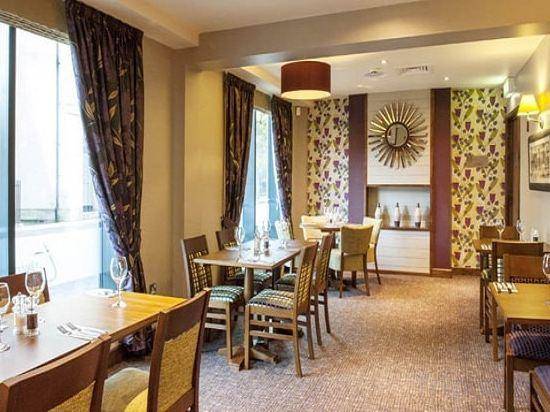 Premier Inn Edinburgh City Centre (Lauriston Place) — photo 3