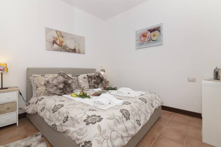 Holiday apartment with garden, terrace & BBQ | Mountain view — photo 4