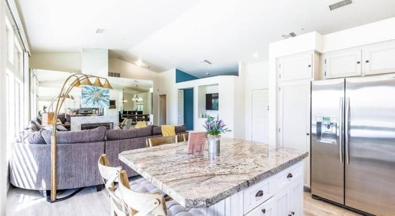 Fully equipped beautiful house with barbecue, garden & private pool | Perfect for remote work | Dogs allowed — photo 4