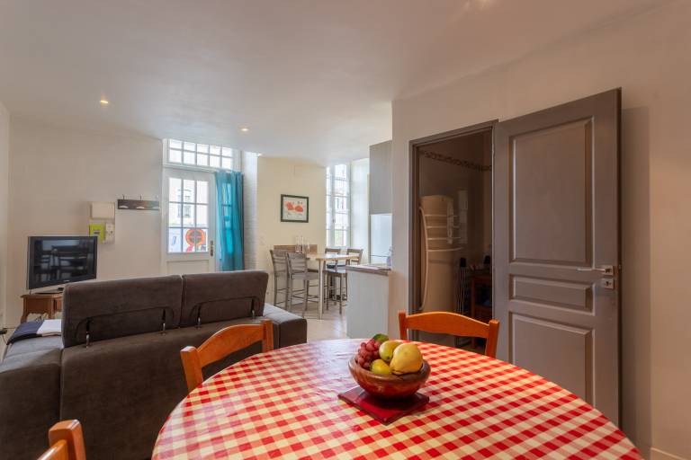 Charming apartment with fast internet | City view | Pet-friendly — photo 4