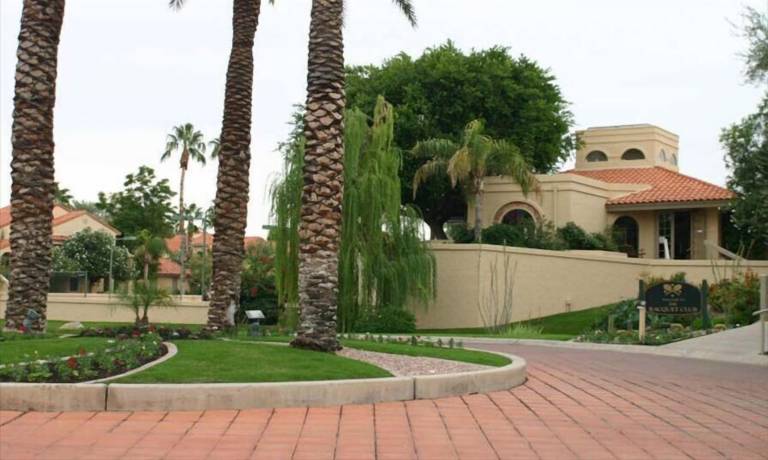 Condo  Country Horizons