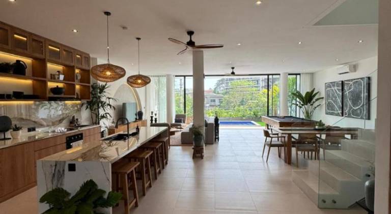 Villa with patio, barbecue & private pool | Next to the beach | Suitable for remote work | Pets allowed — photo 4