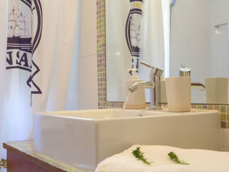 Luxuriöse Villa mit Infinity-Pool und Panoramablick — photo 4