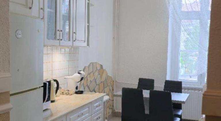 Apartment with 1 room for 4 persons — photo 3