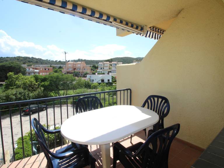 Rental apartment with 1 room for 4 persons — photo 2