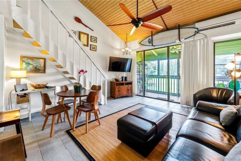 House Turtle Bay