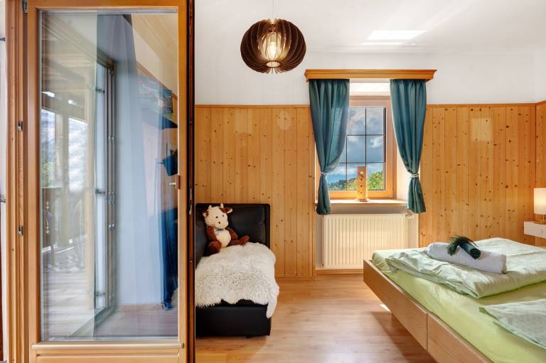 Apartment 'Huanzhof Ferienwohnung Lerch' with Mountain View, Private Terrace and Wi-Fi — photo 2