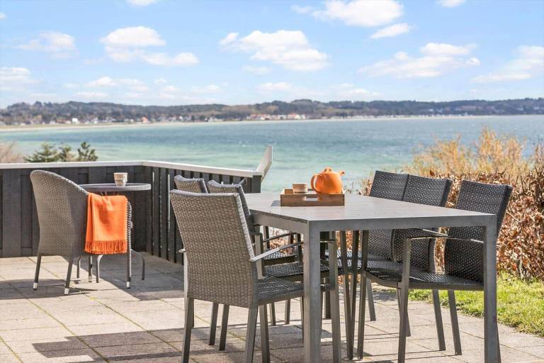 8430 Ebeltoft Hejrevej 19 B