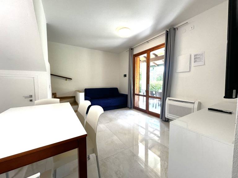Family-friendly villa with terrace, pool & garden | Garden view | Pets allowed — photo 3