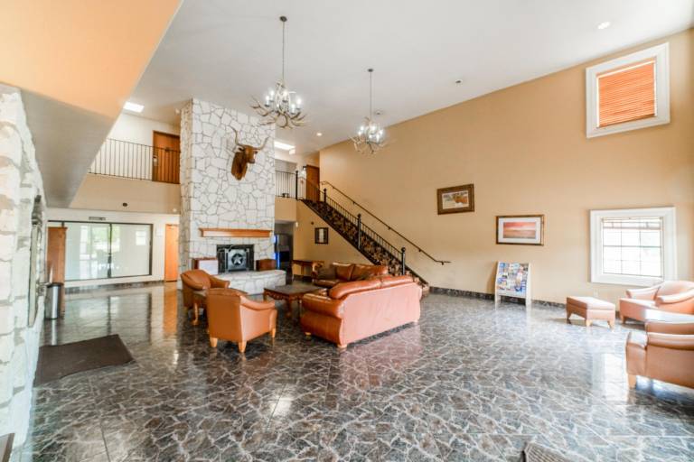 Texan Inn By OYO Beeville US-181 — photo 3