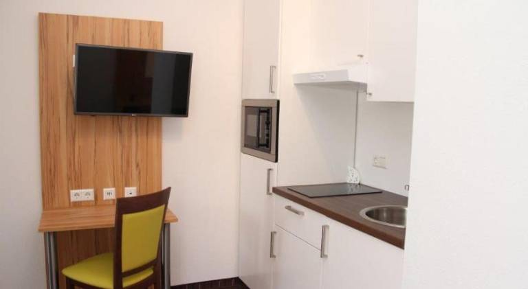 Wonderful serviced apartment with garden & patio | Pet-friendly — photo 5