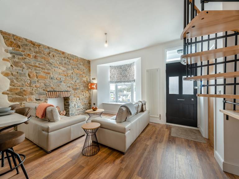 Cottage with grill | Sea view — photo 4