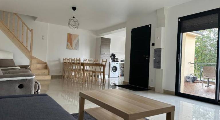 Rental apartment with 3 rooms for 8 persons in Meaux