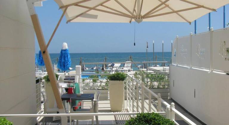 Serviced apartment with terrace | Beach nearby | Perfect for remote work | Pet-friendly — photo 5