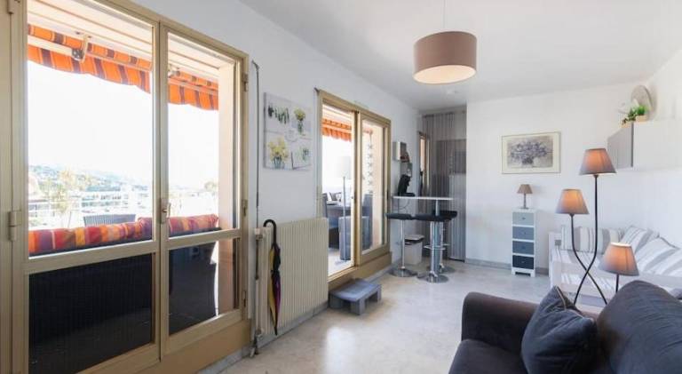 Apartment with terrace | Pets allowed — photo 2
